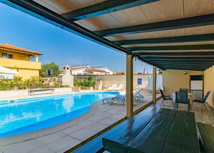 Dika By Interhome Apartman *